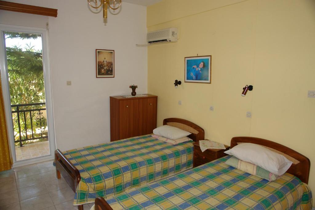 Villa Nefeli Agios Georgios  Rum bild